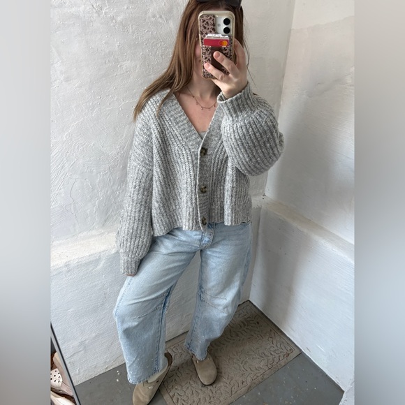 Sold market place pickup - do not buy. (Can’t delete since open offers) - Picture 8 of 13